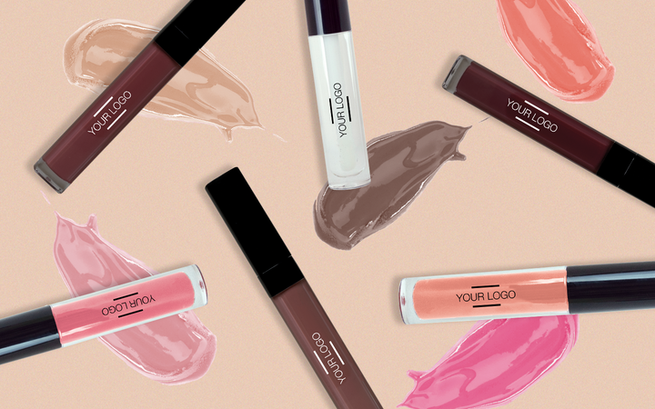 Glossy lips are back and this is the perfect opportunity for you to build your private label brand